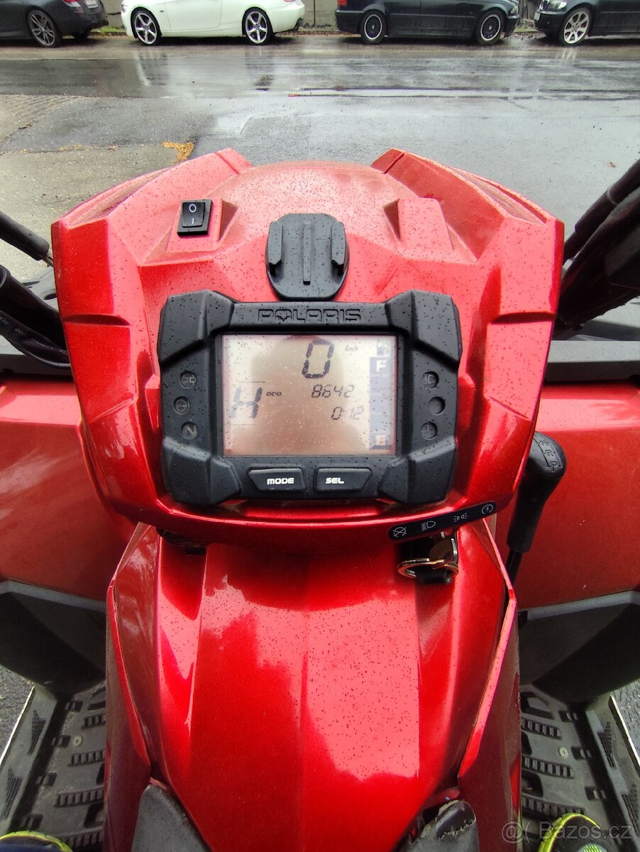 POLARIS SPORTSMAN 850 XP - 2