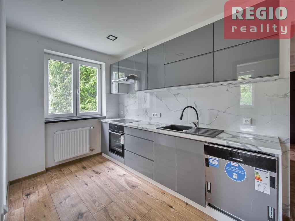 REZERVOVÁNO - Prodej zrekonstruovaného bytu 3+1, Pardubice - - 2