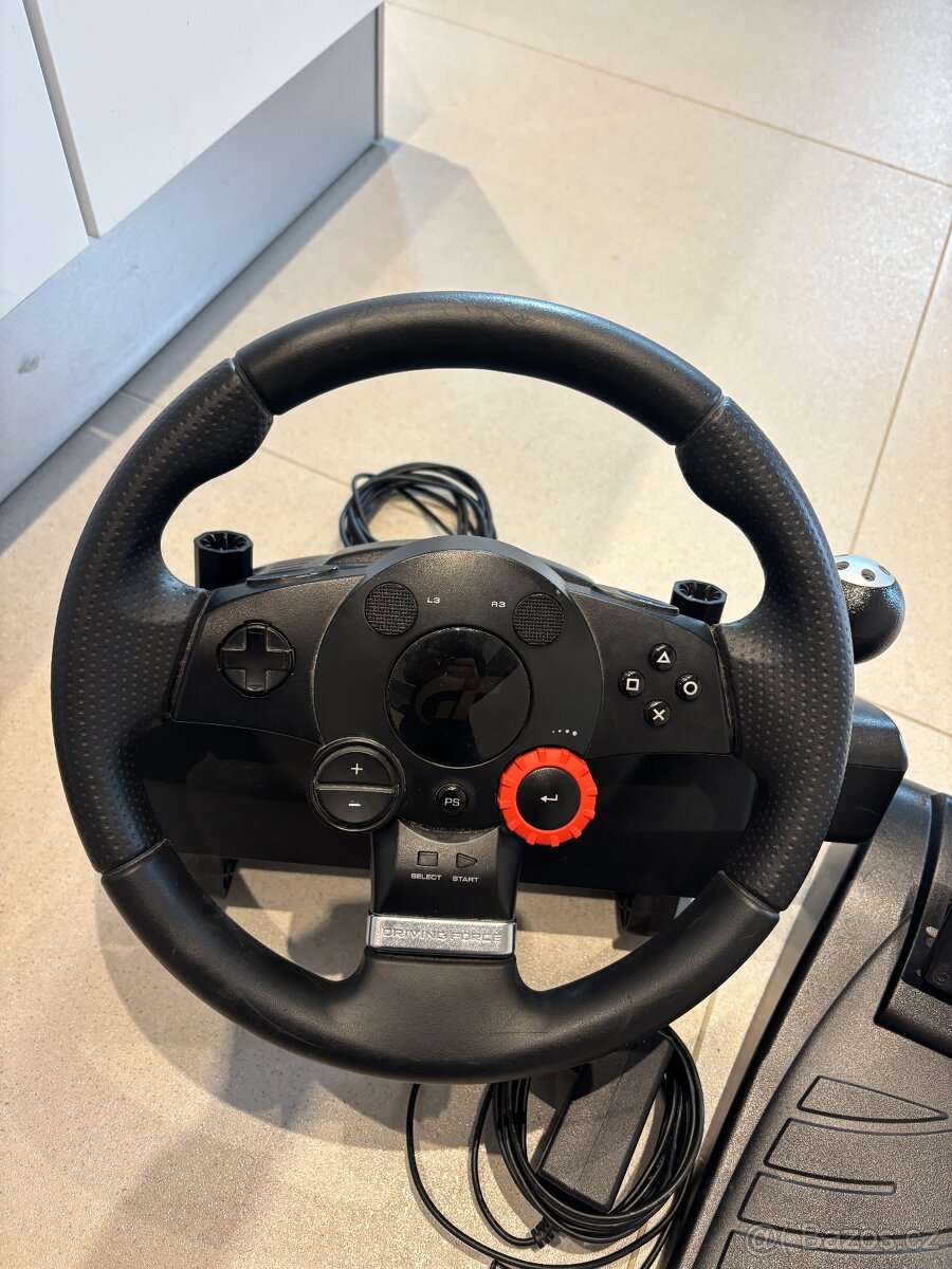 Herní volant Logitech Driving Force GT - 2