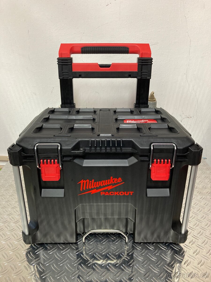 Kufry a organizéry Packout Milwaukee - 2