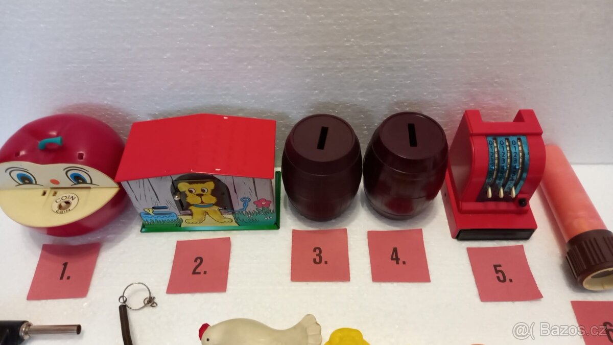 STARÉ HRAČKY - č6 - 2