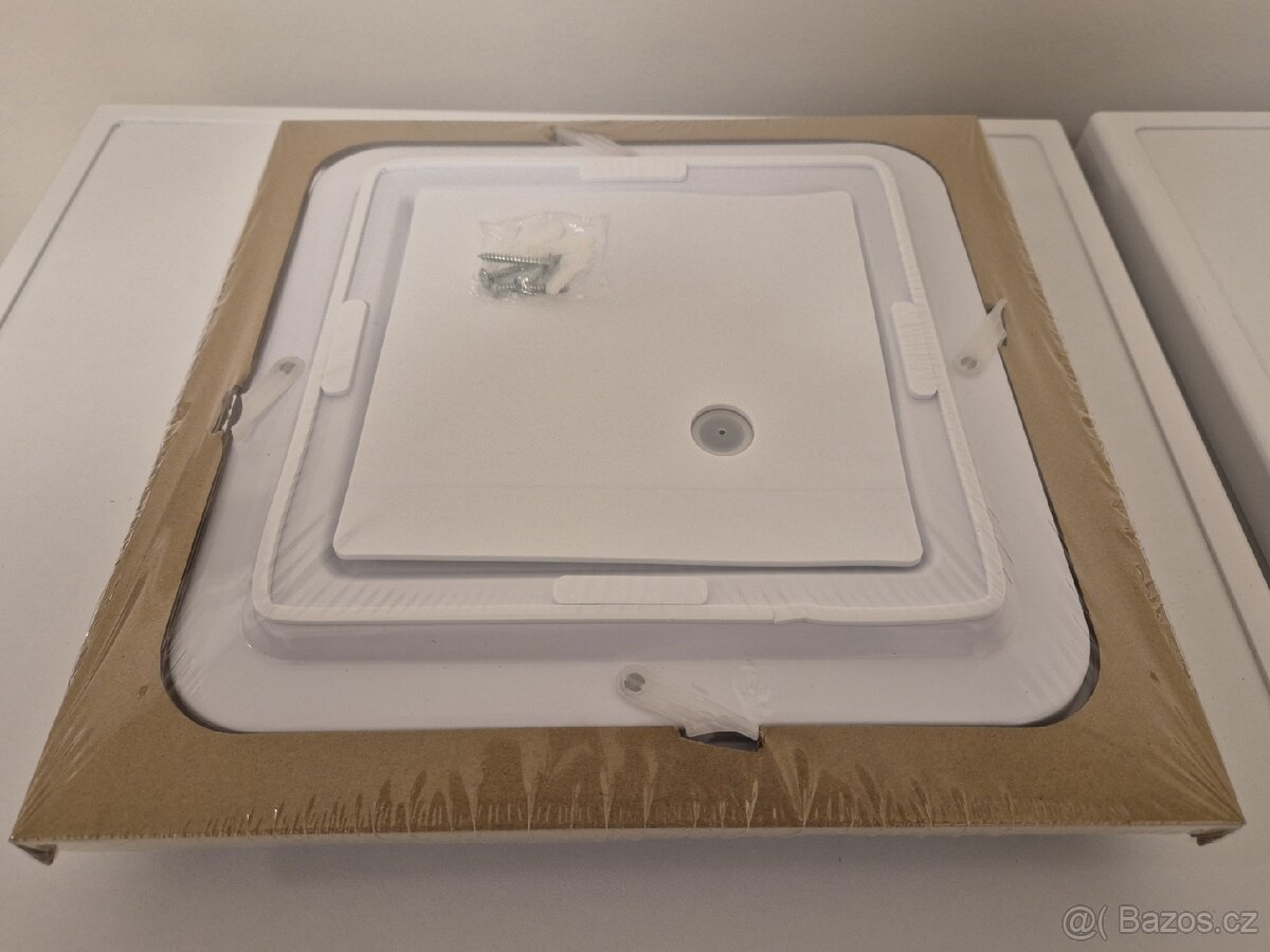 Čtvercové svítidlo LEDVANCE, IP44, pohyb. senzor. - 2