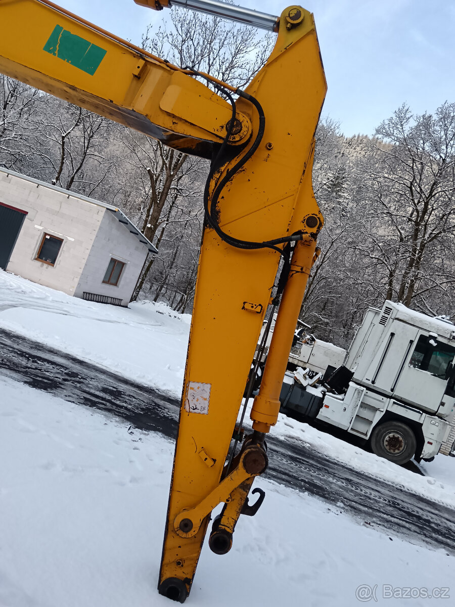 Pásový bagr JCB JS 210 L - 2