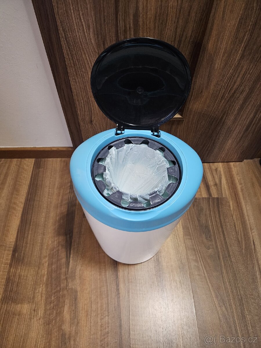 Koš na pleny Tommee tippee Sangenic Simplee - 2