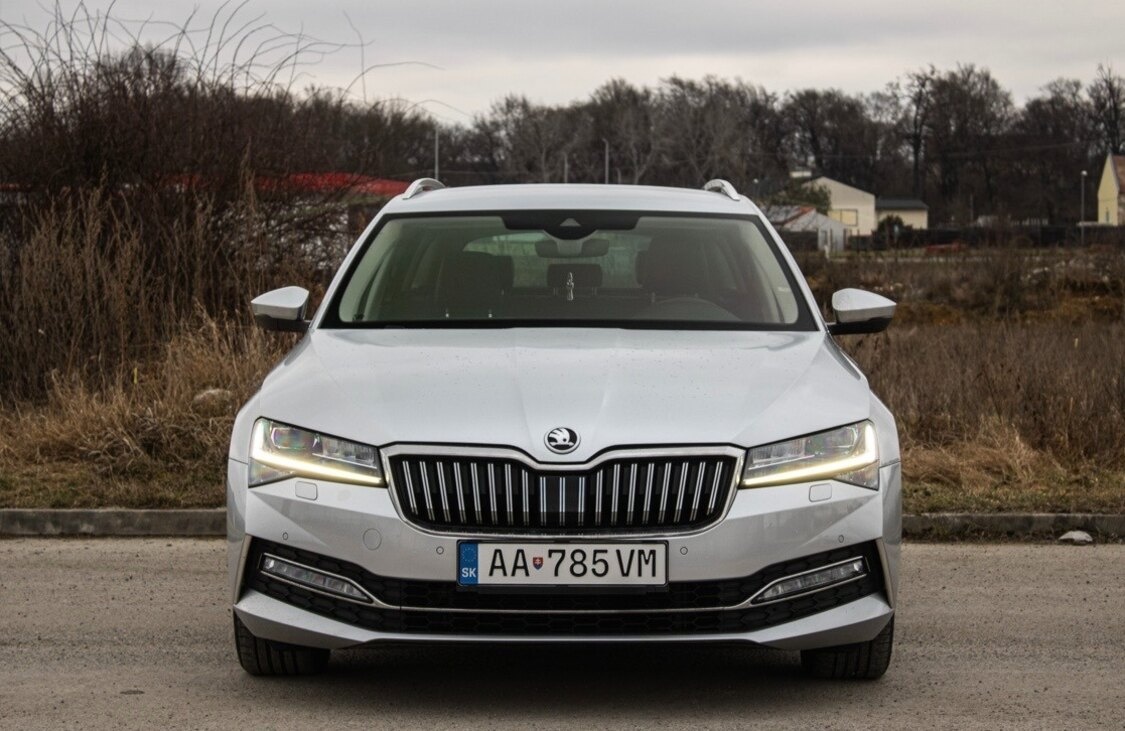Škoda Superb 2.0 TDI DSG 2019 - 2