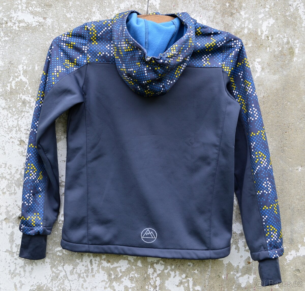 Chlapecká softshellová bunda vel. 146/152 - lehce zateplená - 2