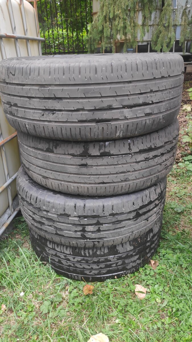 Pneu Continental 205/55 R16 - 2