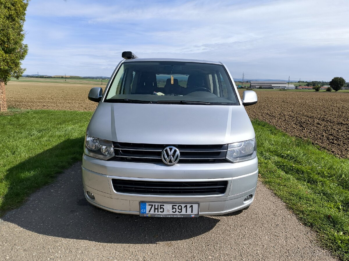 Volkswagen Caravelle - 2