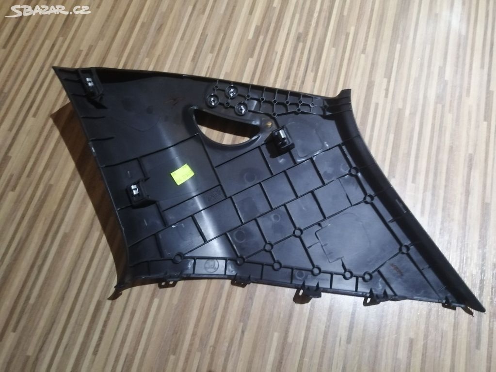 vnitřní levý panel D sloupku kodiaq RS sportline - 2