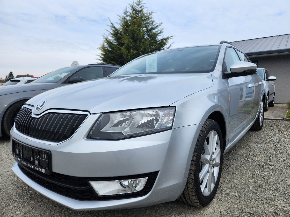 Škoda Octavia 1,6tdi 77kW  najeto 1050km  - 2