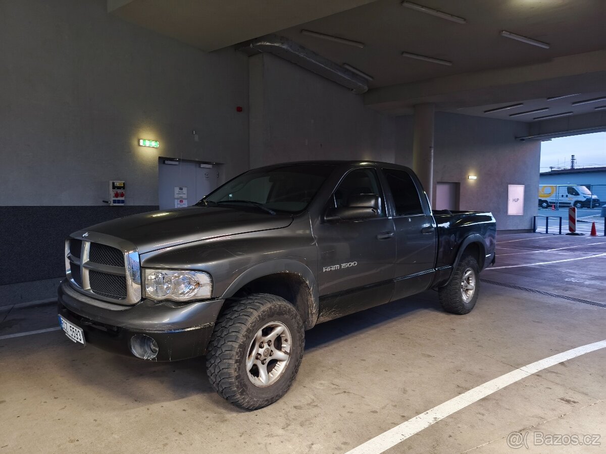 Dodge RAM 1500 5.7hemi