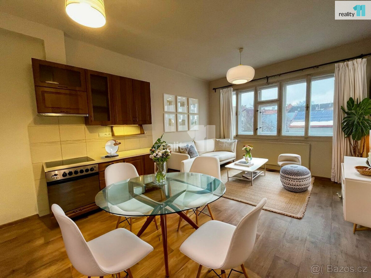 Prodej bytu 2+kk (56m2), ulice Dukelské náměstí, Nová Paka - 2