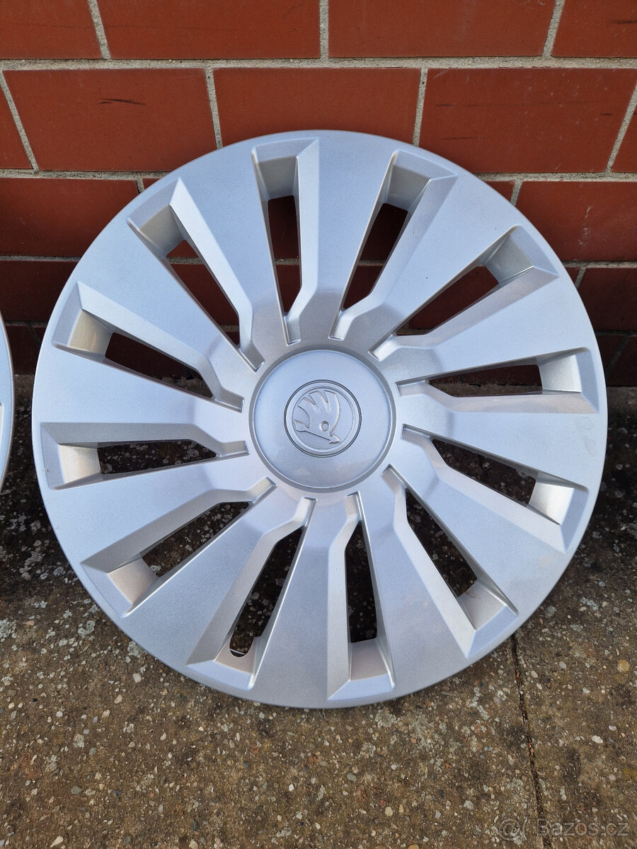 poklice skoda R16 kryty disku 16 škoda Poklice r16 - 2
