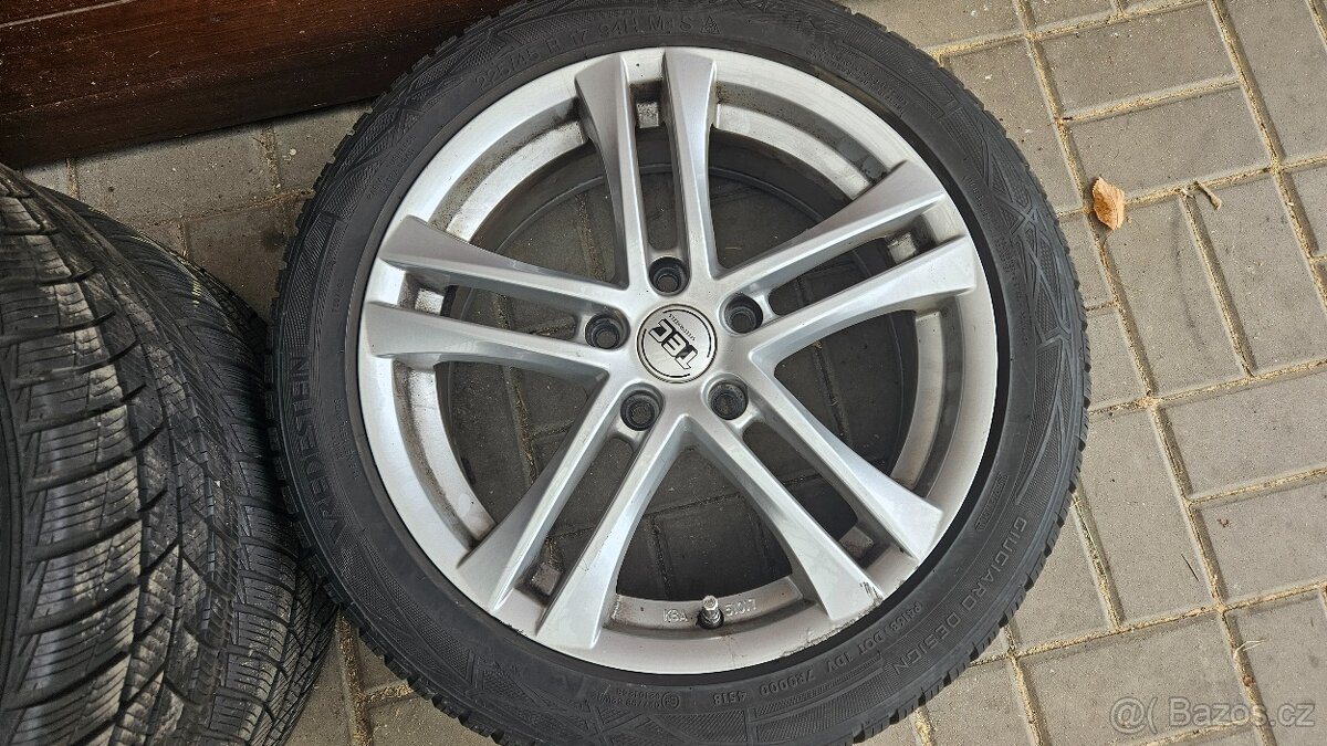 Zimní Sada Alu 5x114.3 225/45 R17 TEC - 2