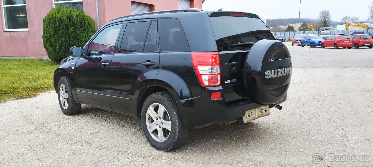Suzuki Grand Vitara 1.9ddis 4x4 - 2