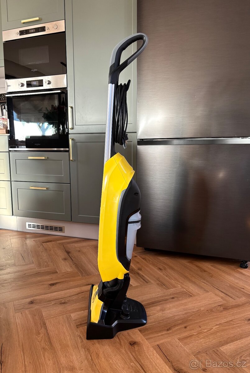 Kärcher FC 5 1.055-500.0 Čistič tvrdých podlah - 2