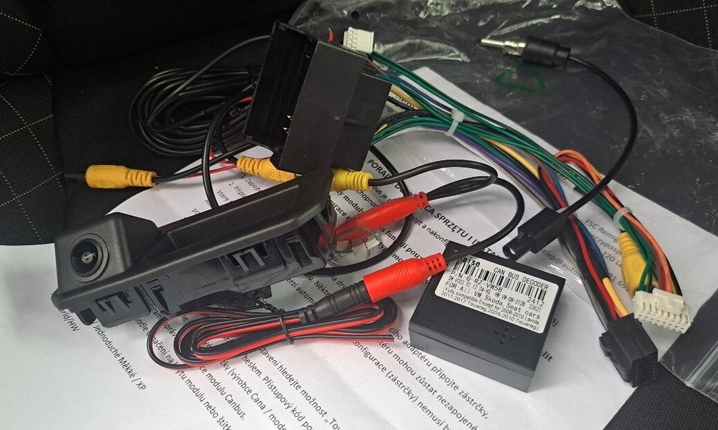 Zadní parkovací kamera VW, Škoda, Seat a Audi - 2