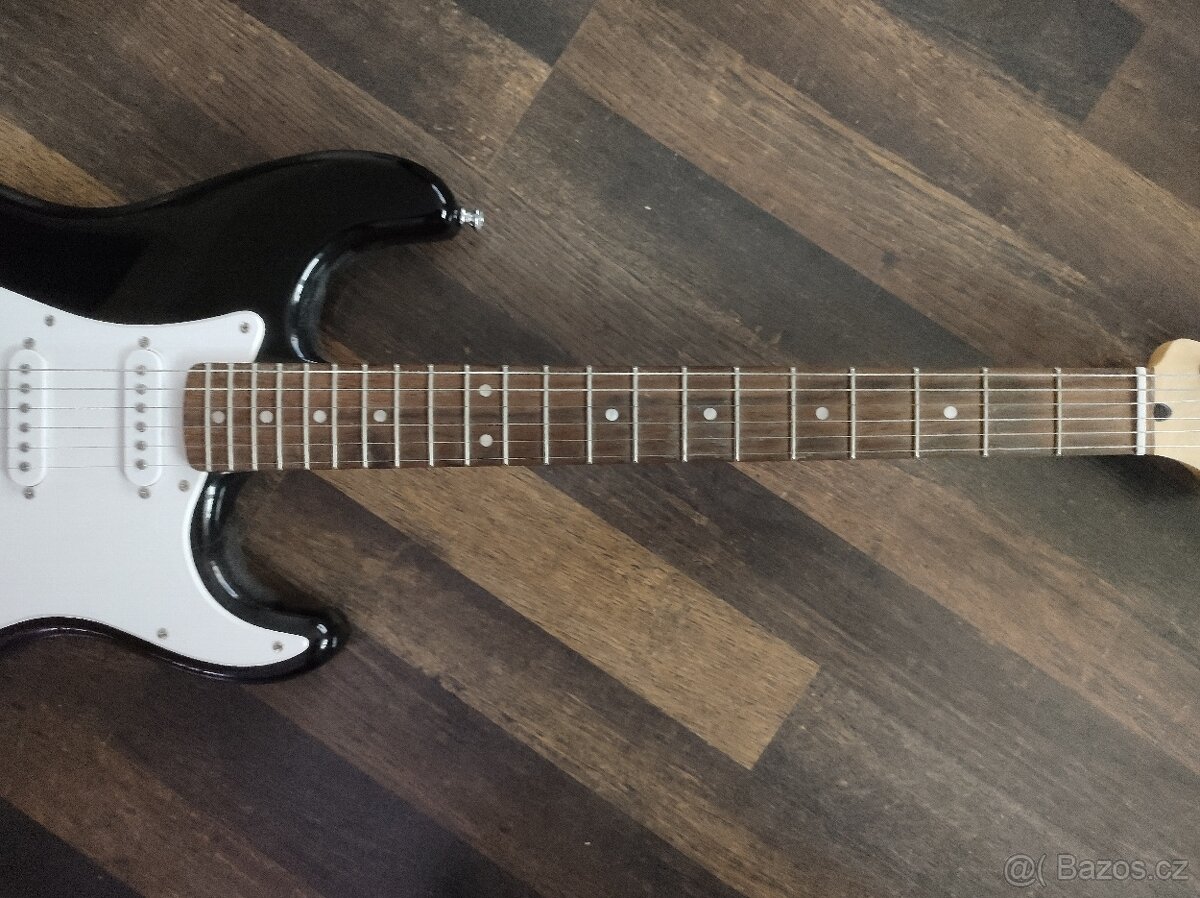 Kytara Fender Stratocaster Squier + kombo Vox - 2