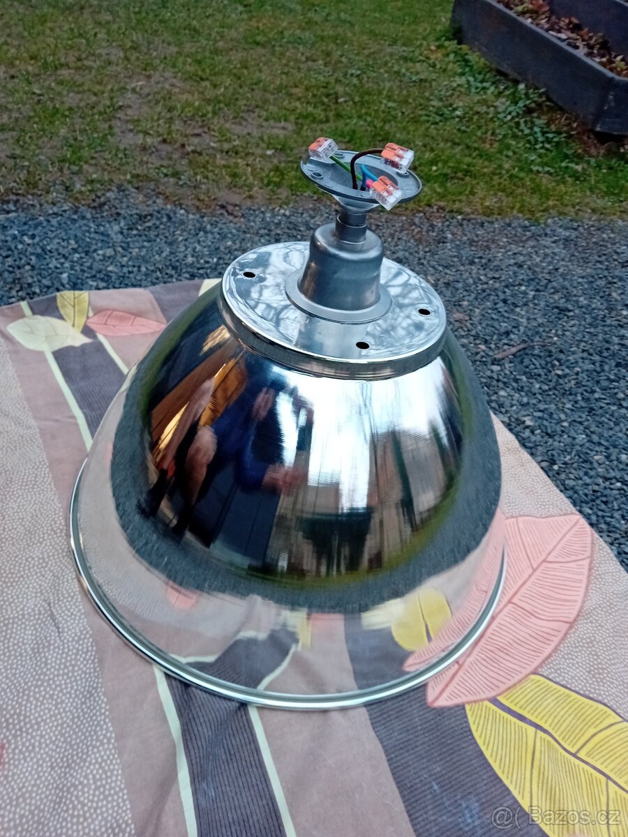 Průmyslové svítidlo - lampa - 2