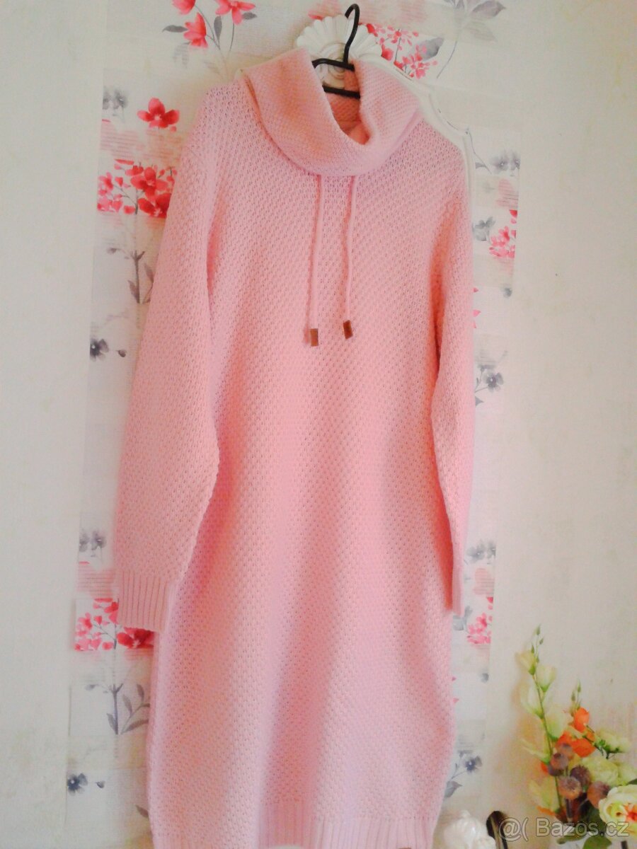 Teplé pletené šaty s širokým rolákem 48/50 REZERVACE - 2