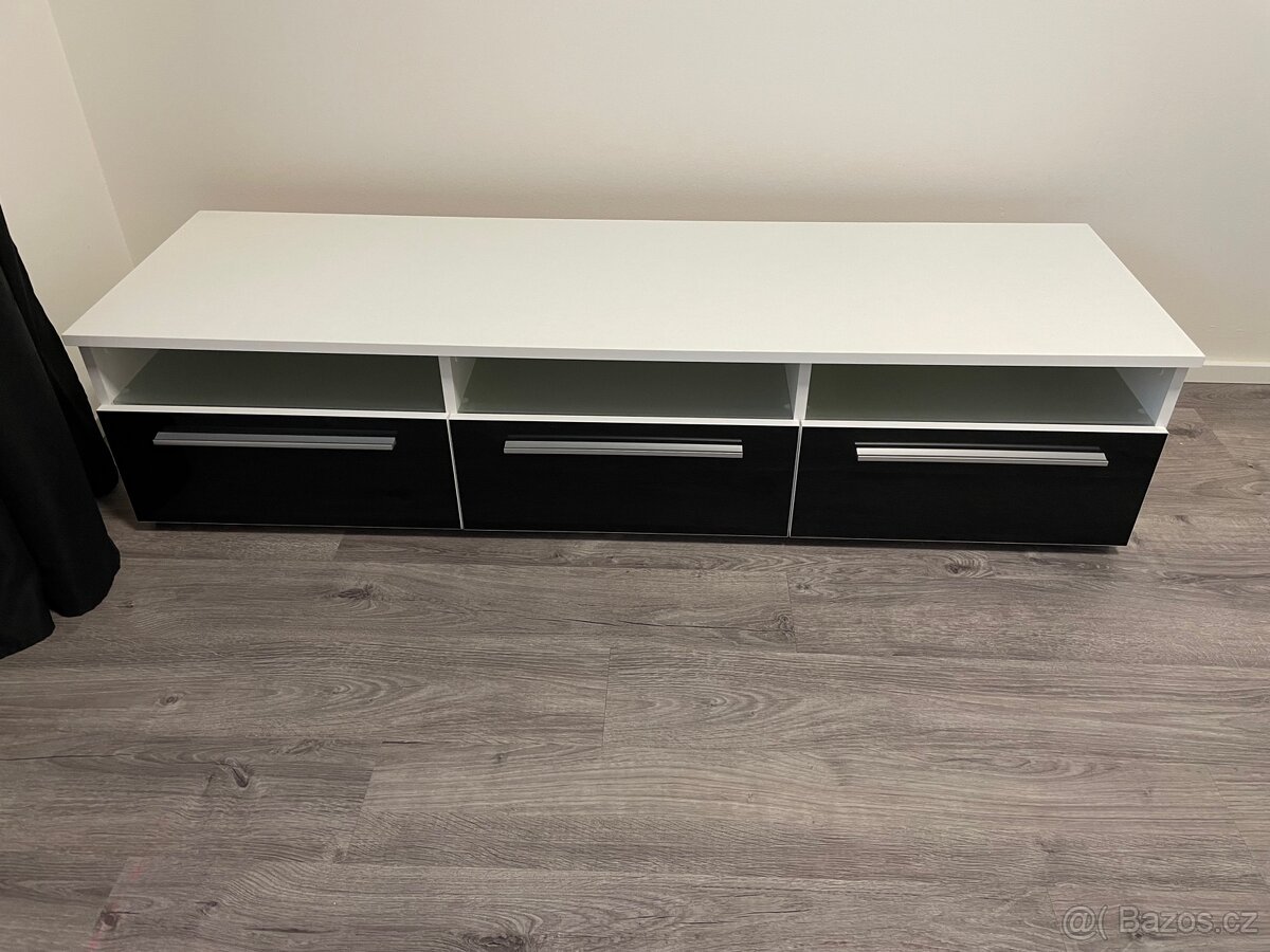 TV stolek - 2