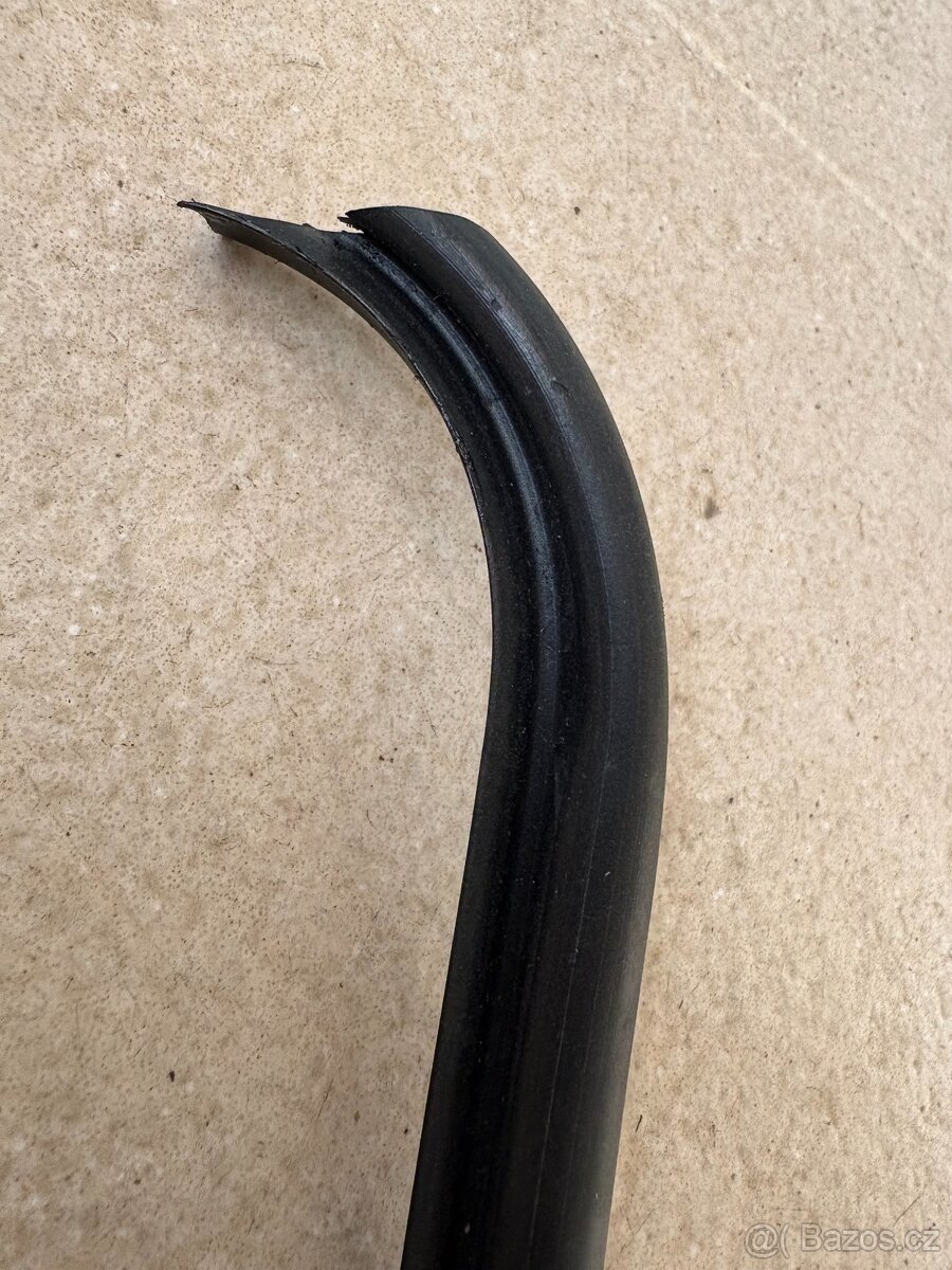 Mercedes - Těsnění střešního okna - šíbru - 2