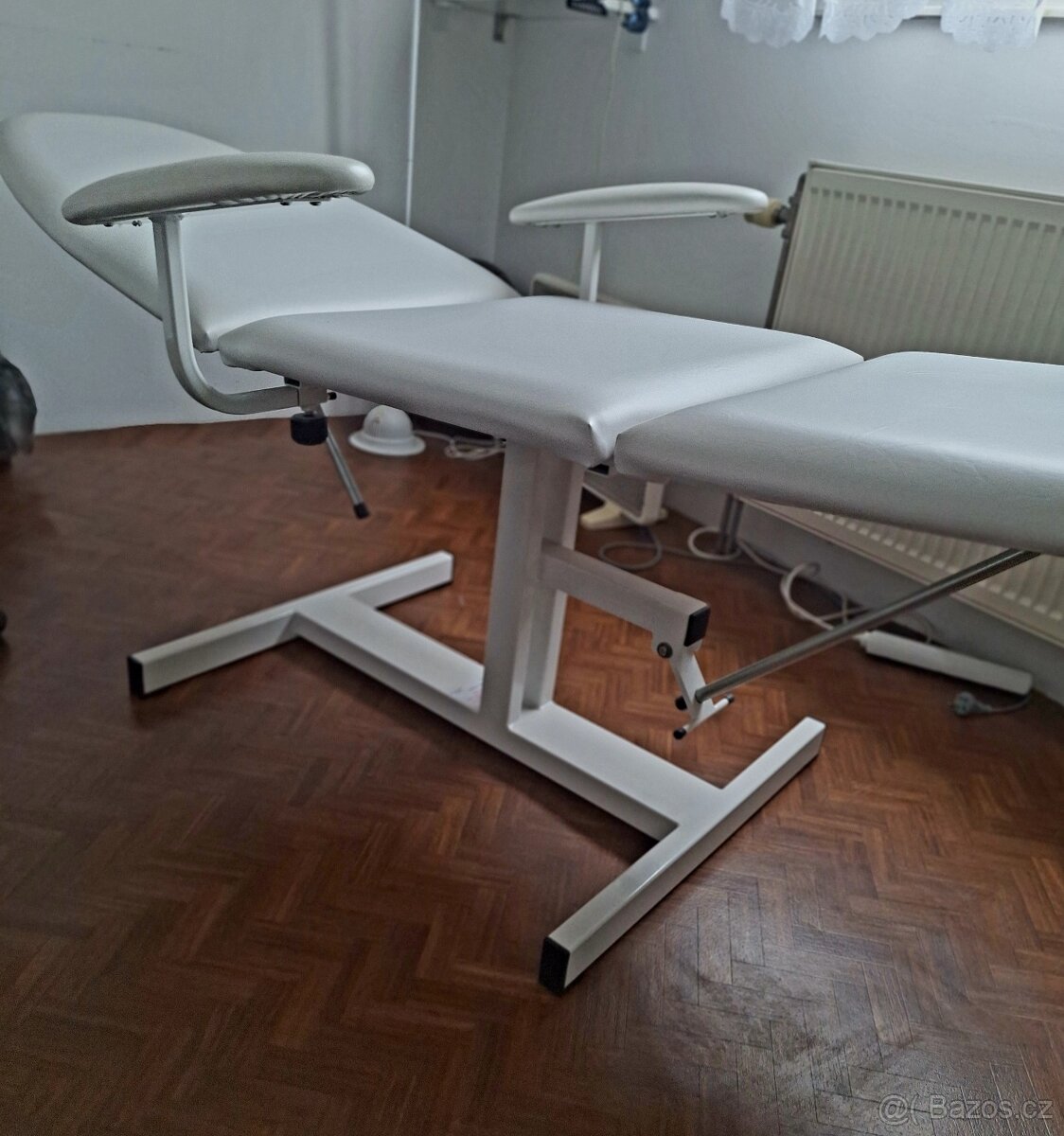 Kosmetické lehátko - 2