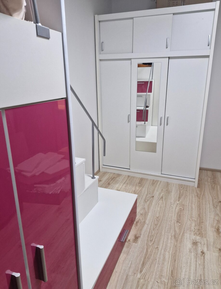 Dětská postel Ruby V s roštem a psacím stolem - 2