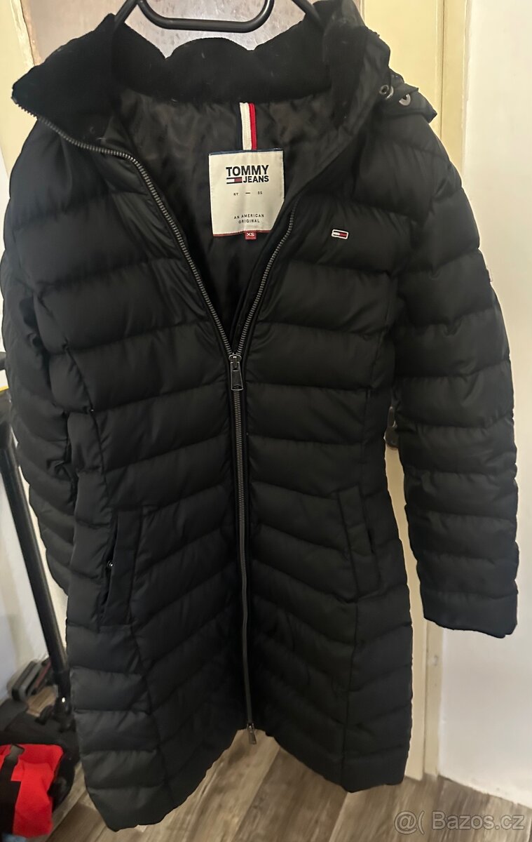 Tommy Jeans dámský péřový kabát - vel.XS/34 - 2