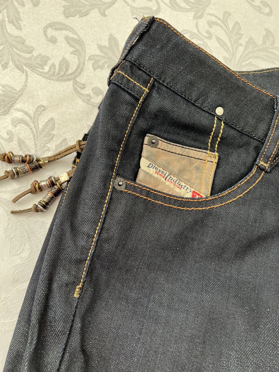 Diesel - nové, pouze zkrác. na výš. 165 cm – vel. 27; XS/S? - 2