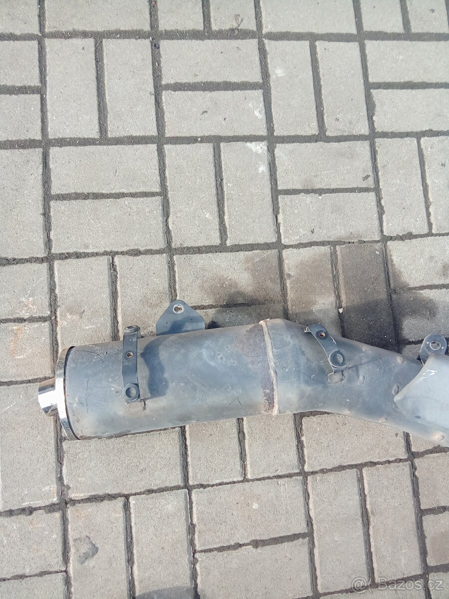 Výfuk Suzuki DL 650 v-strom - 2