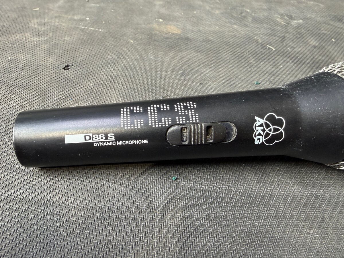 AKG D88S/XLR CCS Dynamic Mic - 2