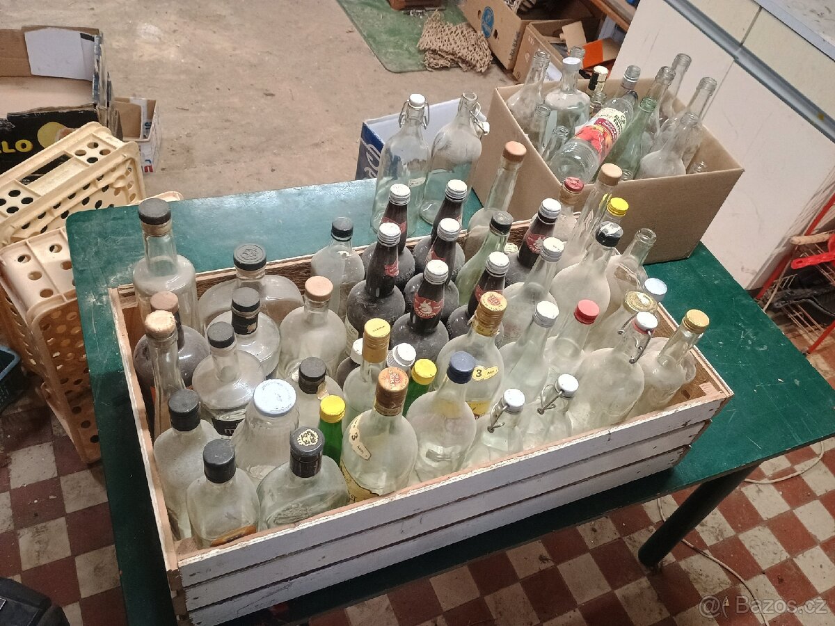 Skleněné lahve - 2