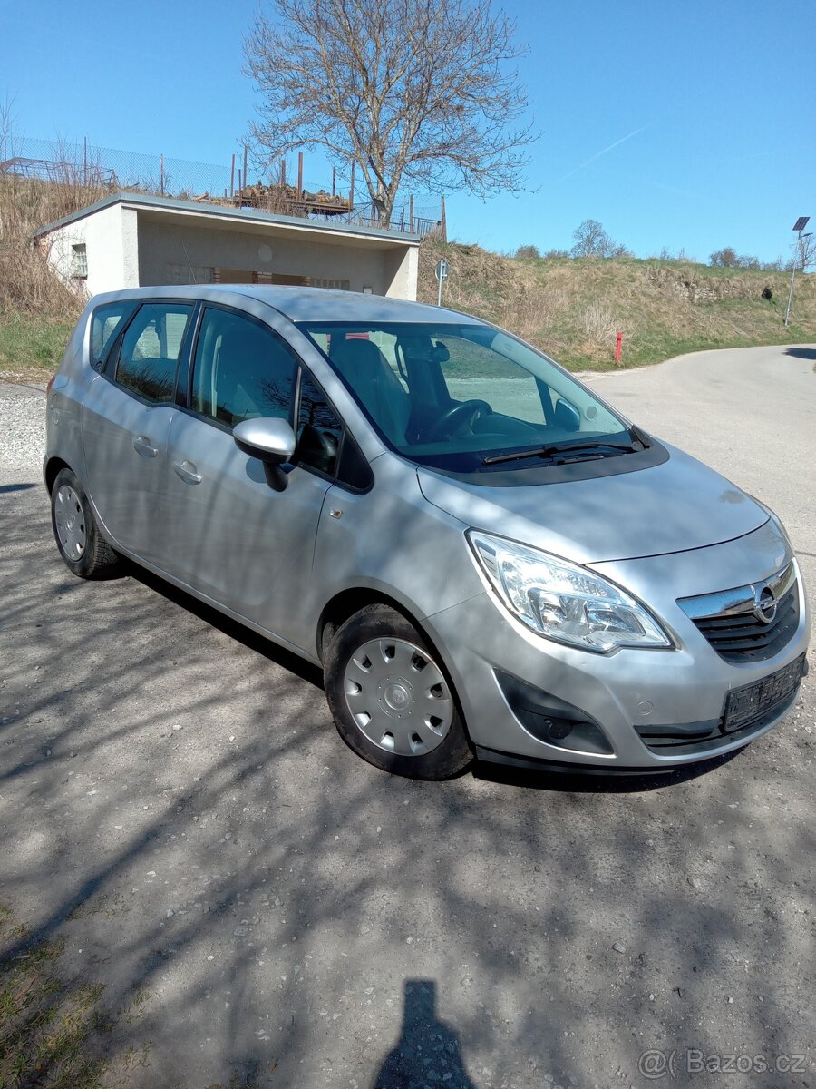 Opel Meriva 1 4i - 2