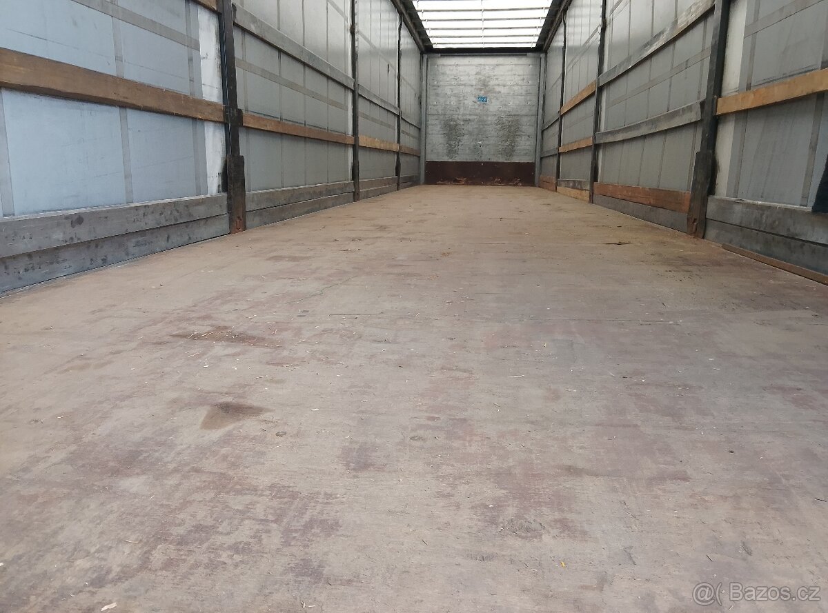 Schwarzmuller návěs - 2