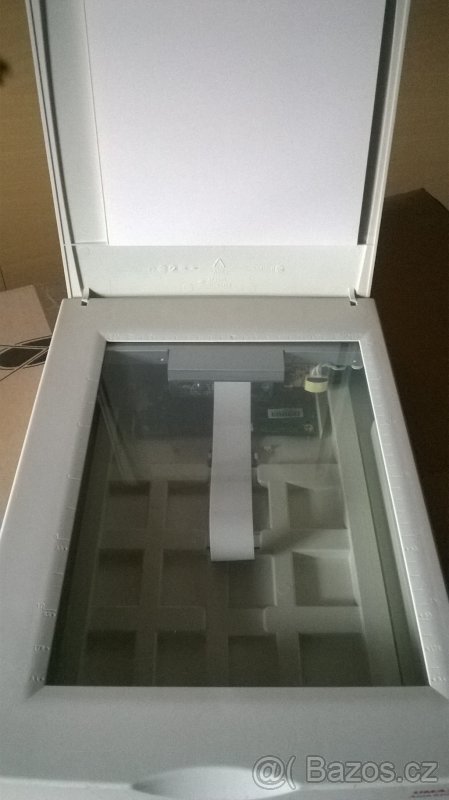 Nepoužívaný scaner UMAX - 2