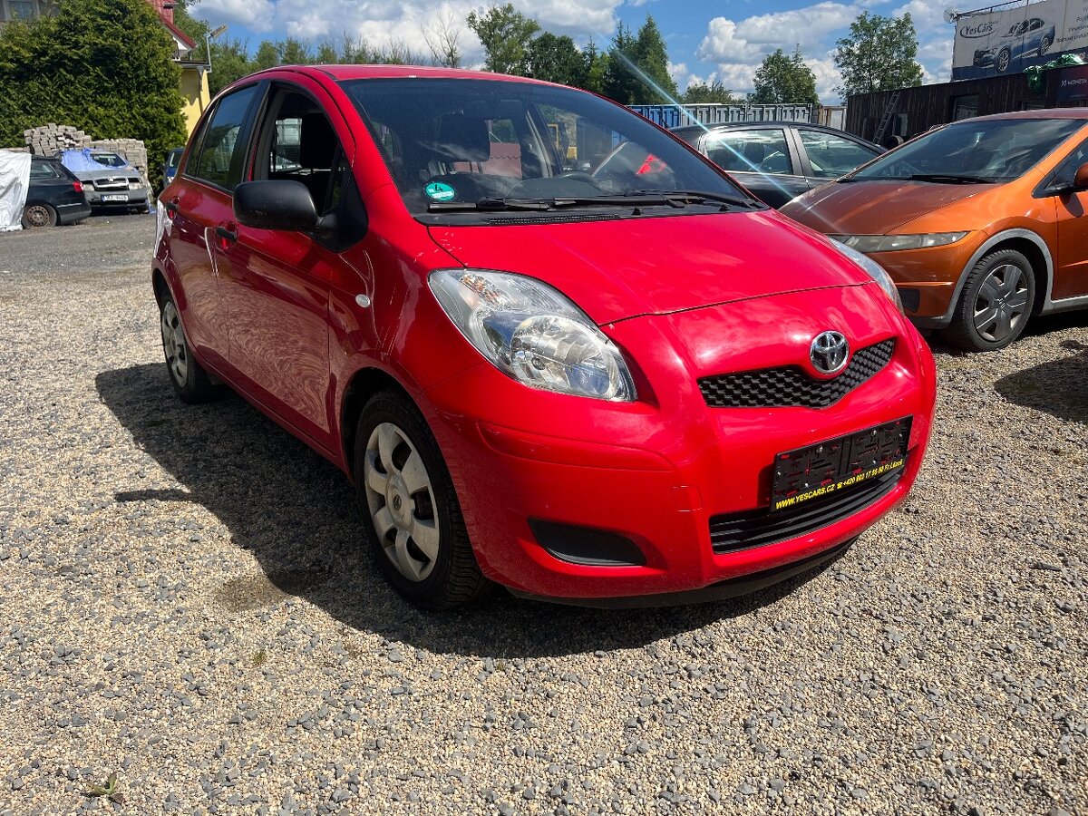 Toyota Yaris 1.0 - 2