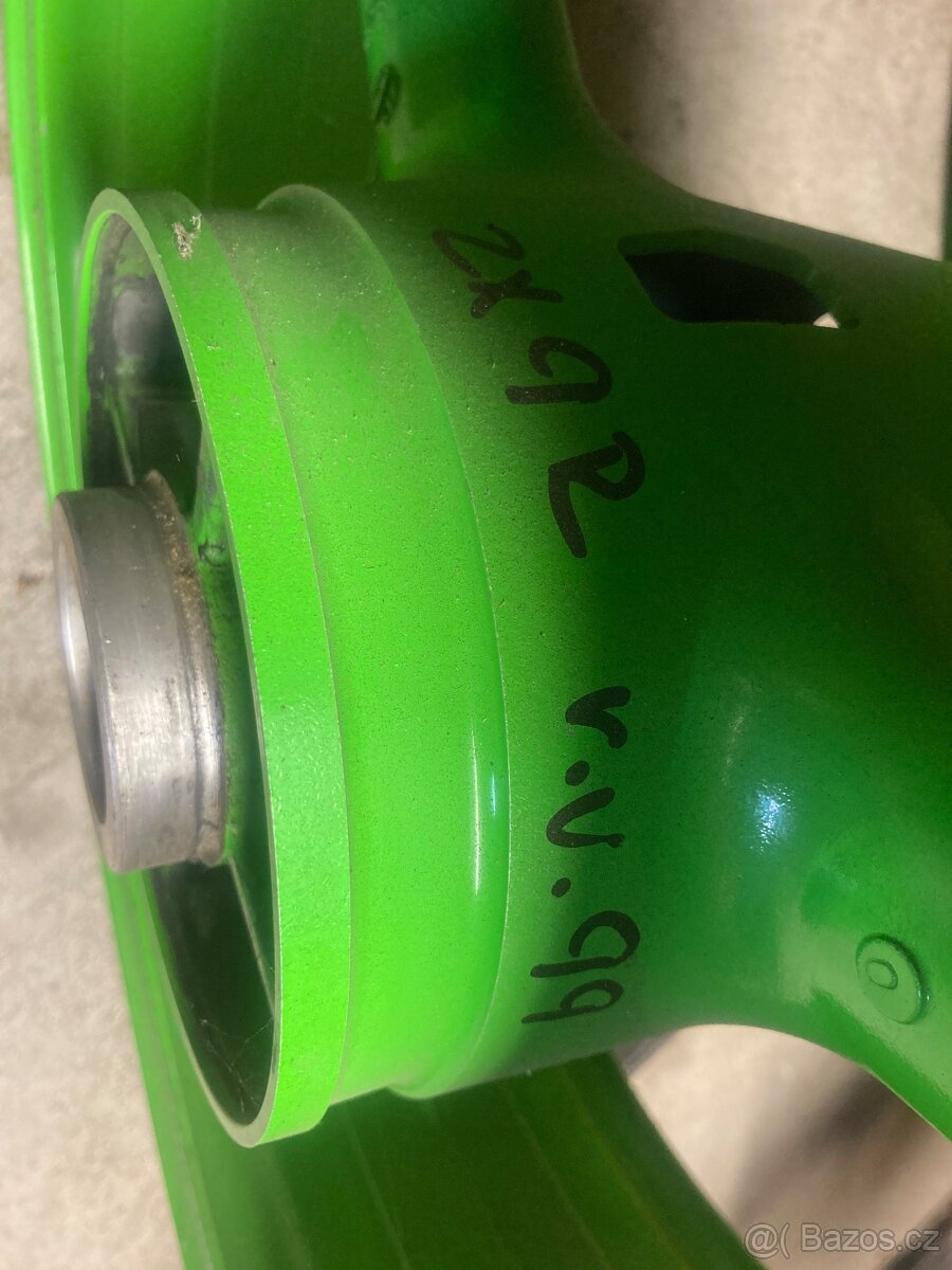 Zadní kolo ZX9R - 2