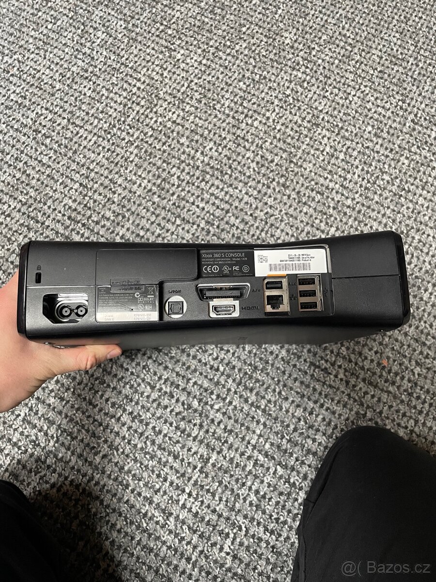 Xbox 360 + kinect RGH modovany - 2