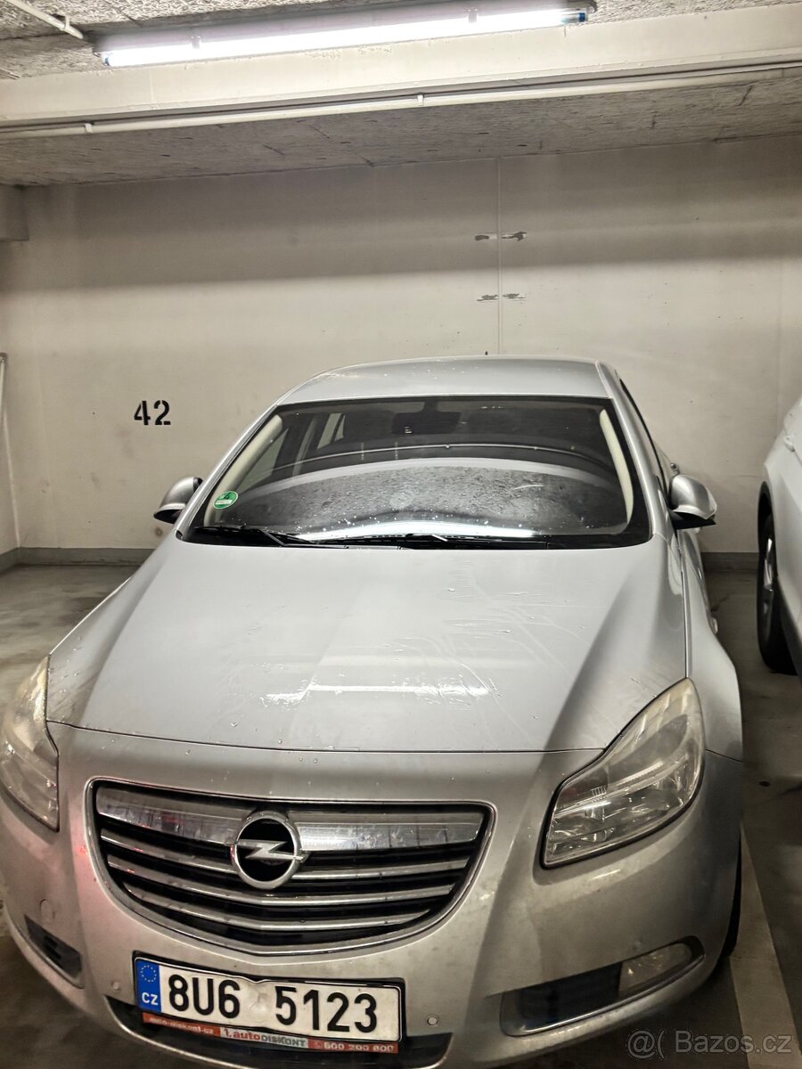 Opel Insignia 2.0 D , rv.2010 - 2