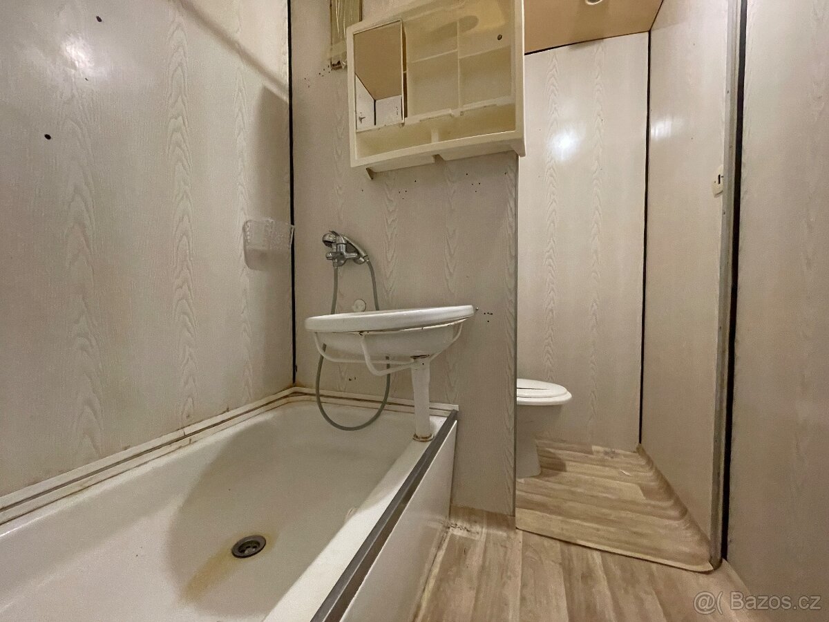 Pronajmu byt v Chomutově - 2