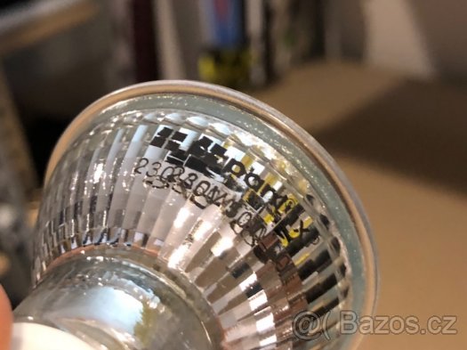 25 ks bodových žárovek, 50 W - 2