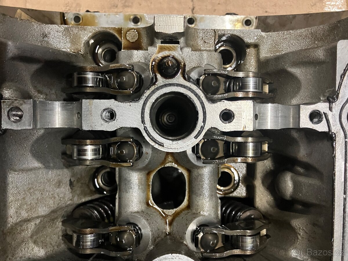 Hlava motoru 2.0tfsi CCZ - 2