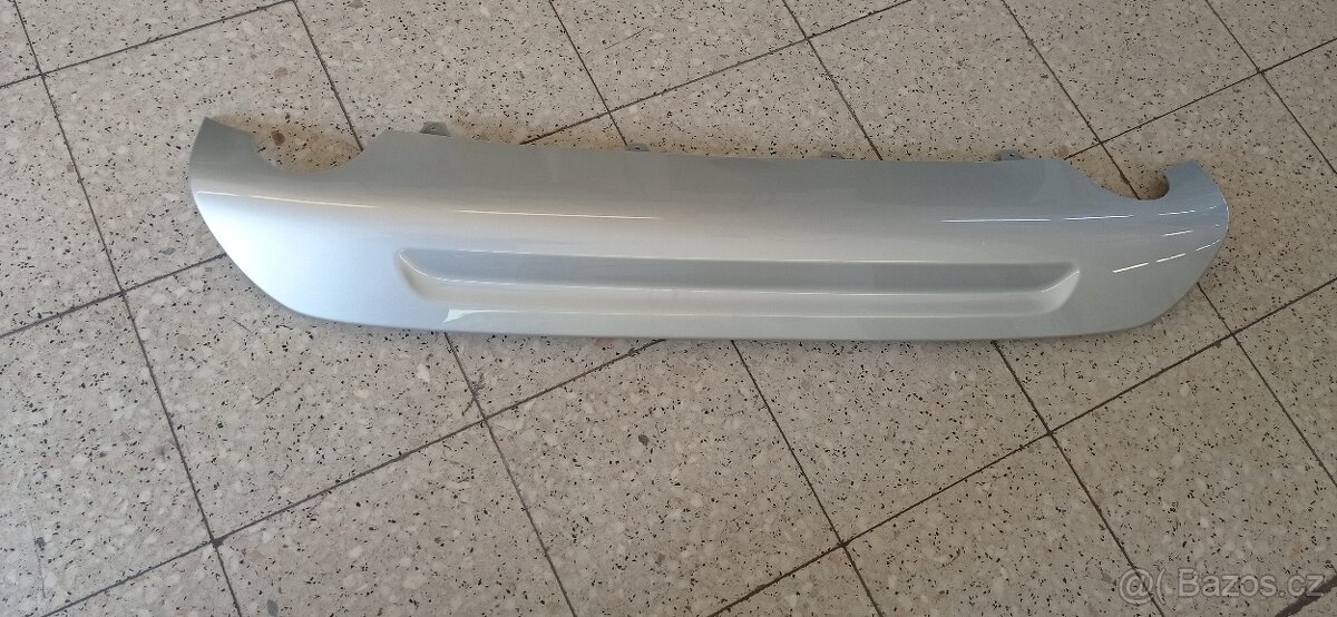 Zadní spojle Volvo XC70. - 2