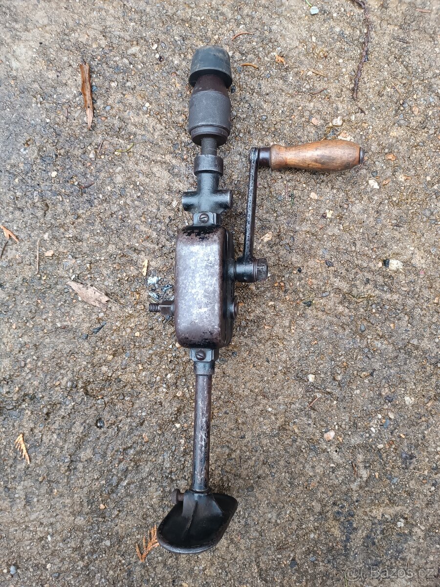 Retro ruční vrtačky - 2