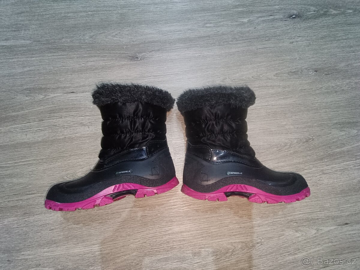 Sněhule velikost 32 - 2