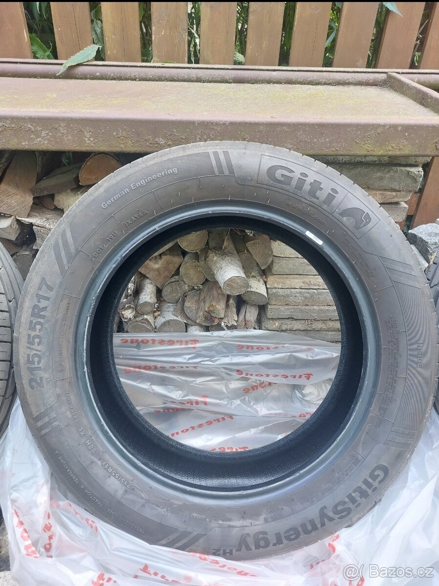 Letní pneumatiky 215/55/17 - 2