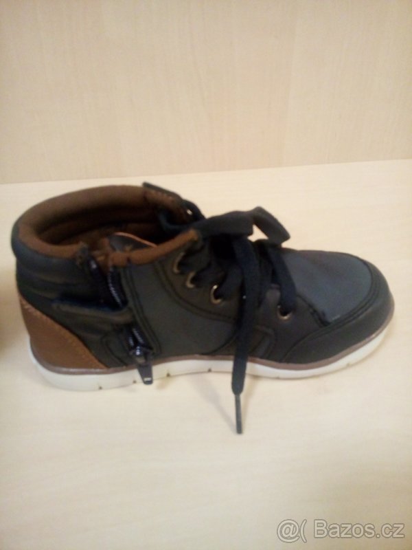 nove dětské botičky vel.28 - 2