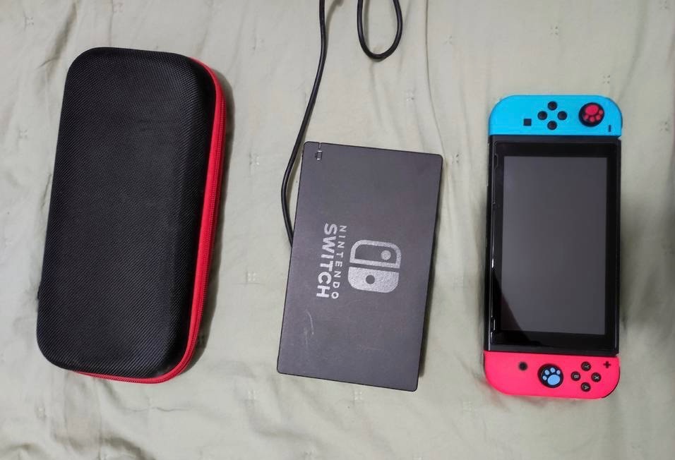 Nintendo Switch - 2
