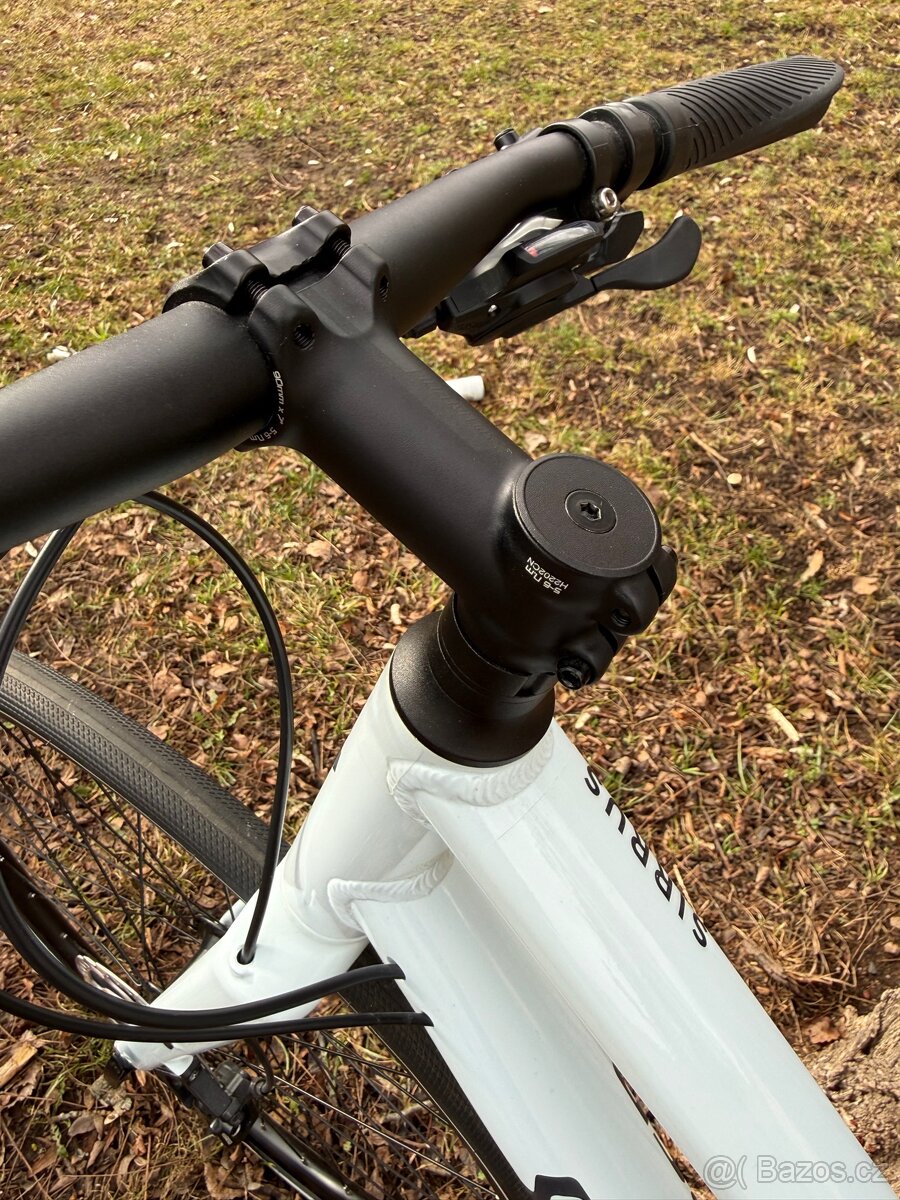 Specialized Sirrus 3.0 ST - 2